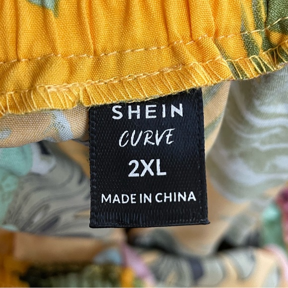 NWOT Tropical Drawstring Shorts - Picture 3 of 10